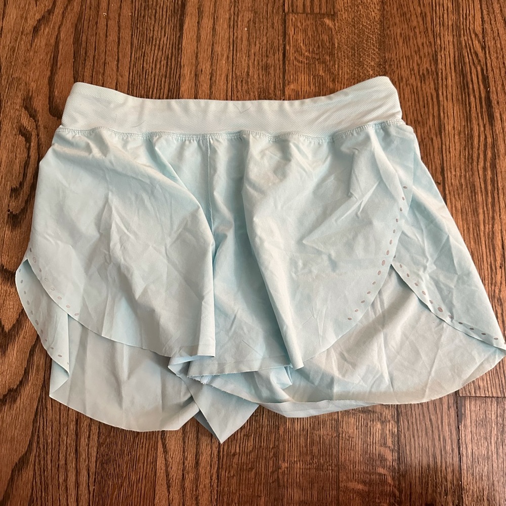 Fast and free low rise shorts 4” inch in seam